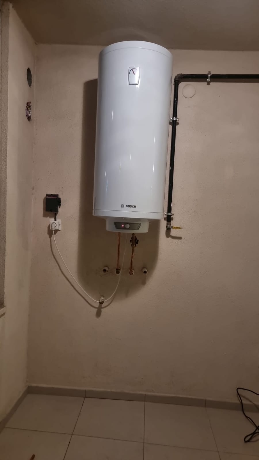 Boiler installatie — Rawza Installatiebedrijf